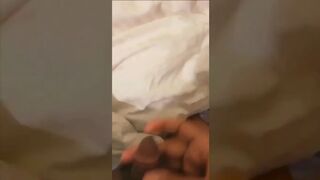 سعودي زبه صغيره يجلب فحل لزوجته